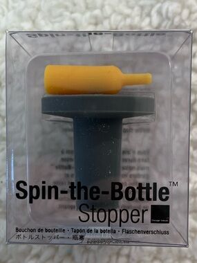 Design Ideas "Spin-the-Bottle" Silicone Bottle Stopper